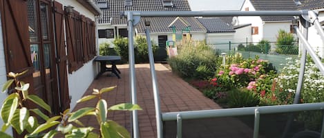 Terrasse/Garten komplett umzäunt und ausbruchsicher für Ihren Hund