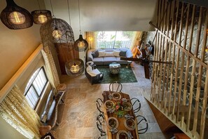 Villa Palmeras with jungle views & pool near MA (904)