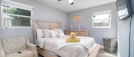 Slumber in satisfaction in this serene bedroom~