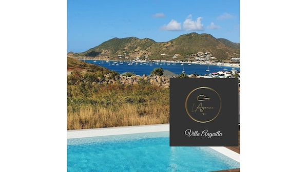 Piscine Vue Mer et montagne