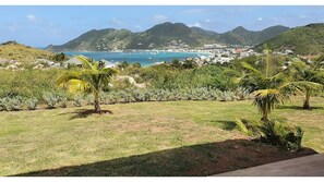 Jardin vue mer et montagne