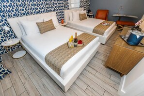 Unit with 2 Queen size beds