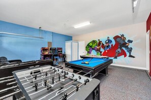 1490MoonValleyDr_01gamesroom(5).jpg