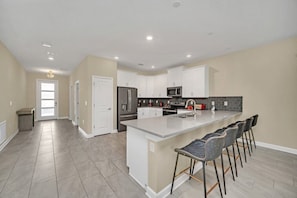 8832CrudenBay,ChampionsGate_07