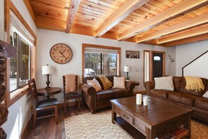 Cozy Living Room with all the cabin feels