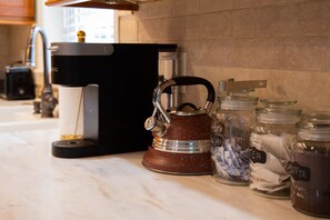 Kaffe och/eller kaffebryggare
