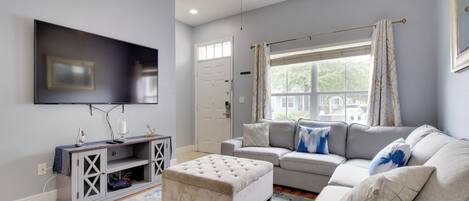 Kissimmee Vacation Rental | 3BR | 2BA | 1,296 Sq Ft | Step-Free Entry