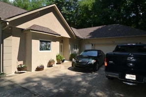 Welcome to luxury living! Plenty of room for cars--no trailers! Steep driveway!