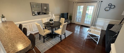 living / dining room