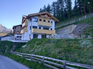 Buachbinder Hof