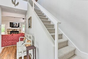 Stairs to 2nd Floor