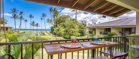 Stunning ocean view from the private lanai. 