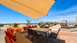 Communal area where you can dine in the fresh air