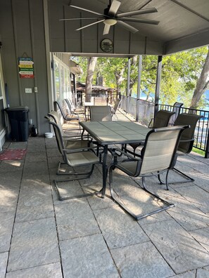 Outdoor Dining Area 1