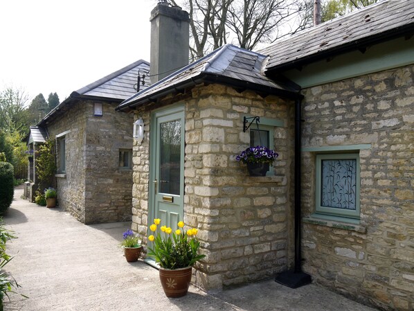 You get the WHOLE Cottage! Everything you see.