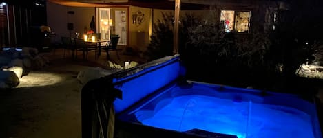 Relax in the hot tub and get a clear bite of the Milky Way in the open night sky