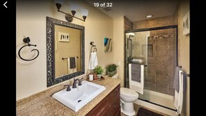 Ensuite master bathroom