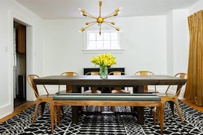 Seating for up to 12 guests