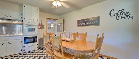 Clayton Vacation Rental | 3BR | 1BA | 1,500 Sq Ft | 2 Stairs for Entry