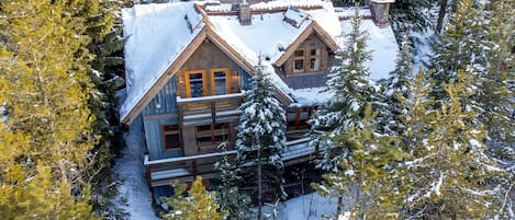 Horstman Chalet 4914  Blackcomb Benchlands w/ Free Shuttle (3422)