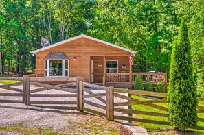 Exterior | Single-Story Home | Central Heating & Air Conditioning