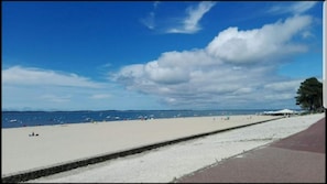 PLAGE PEREIRE A 5 MINUTES A PIED