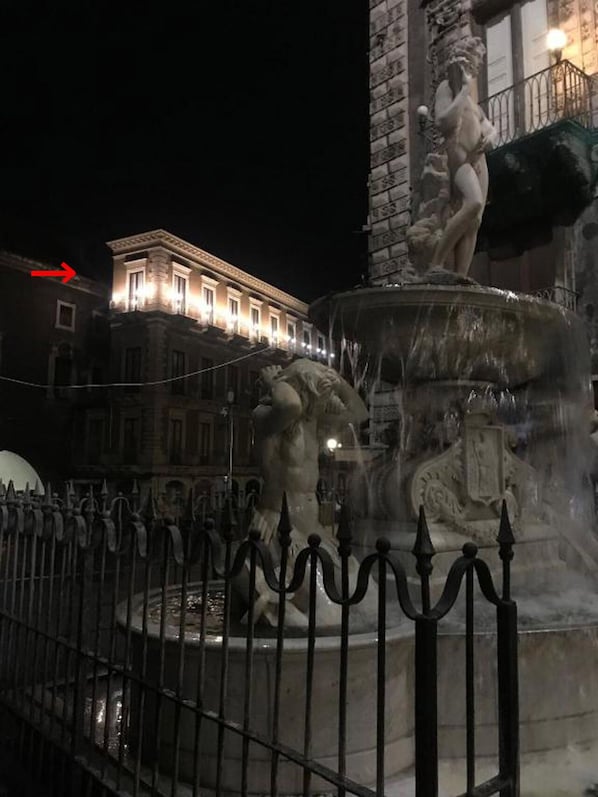 Palazzo dell'ottocento la stanza si trova nel piano illuminato