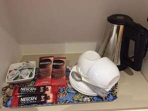 tea/coffee making facilities