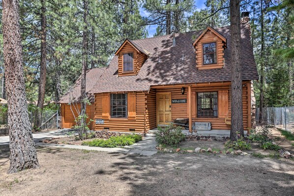 Big Bear Lake Vacation Rental | 3BR | 1.5BA | Stairs Required for Access