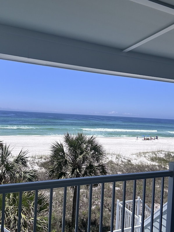 From the brand new renovated balcony, soak in the breathtaking view of the Gulf of Mexico stretching out before you.