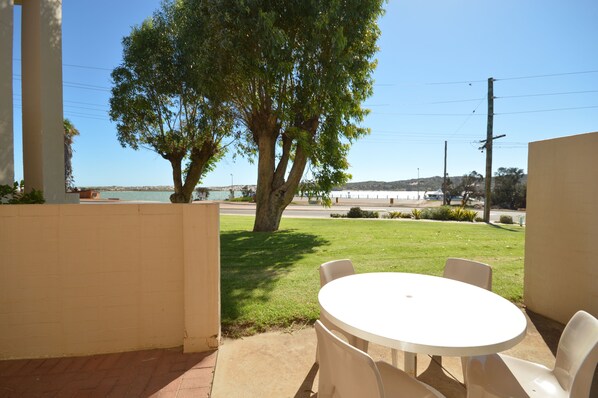 Kalbarri_Riverview_Apartment_2  patio area with water view Kalba