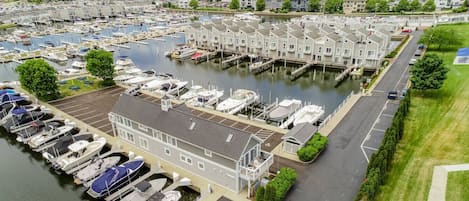 Marina