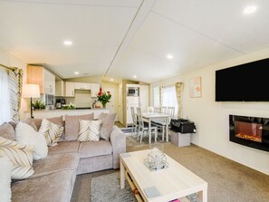 Open plan living space | Ochil View Lodge, Dollar