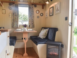 Open plan living space | Shepards Hut, Frampton-on-Severn