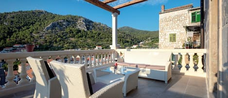 Magical Hvar Villa | 5 Bedrooms | Villa Aurelia | Beautiful Views & Outdoor Jacuzzi by Villamore