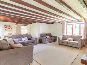 Living area | Canal View House - Canal View House and The Gallery Barn, Swafield