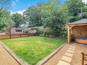 Garden | Canal View House - Canal View House and The Gallery Barn, Swafield