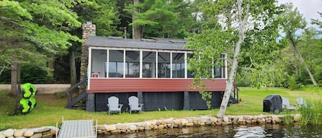 The Red House on Lake Buel - you can't get any close to the lake