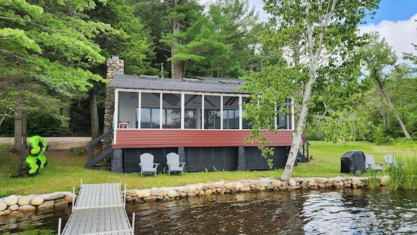 The Red House on Lake Buel - you can't get any close to the lake