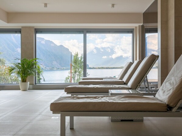 Plant, Property, Furniture, Building, Table, Wood, Sky, Rectangle, Shade, Houseplant