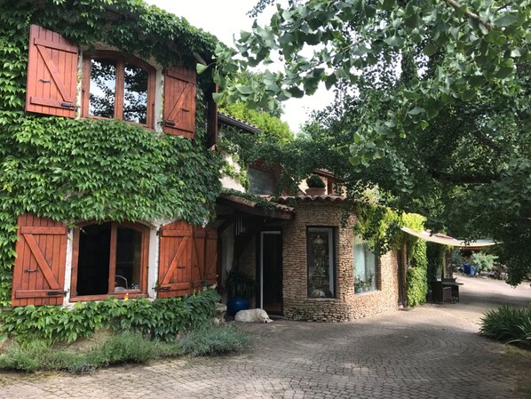 Exterior