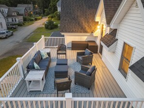 Upper deck perfect for star gazing