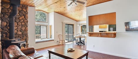 Large Open Living Room, Dining Room and Kitchen