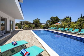 Carvoeiro Rentals Villa Maritima pool