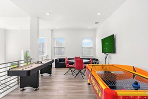 Spielezimmer
