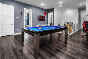 Loft w/ Pool Table, Shuffleboard & Game Console