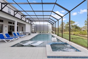 Private Pool & Patio