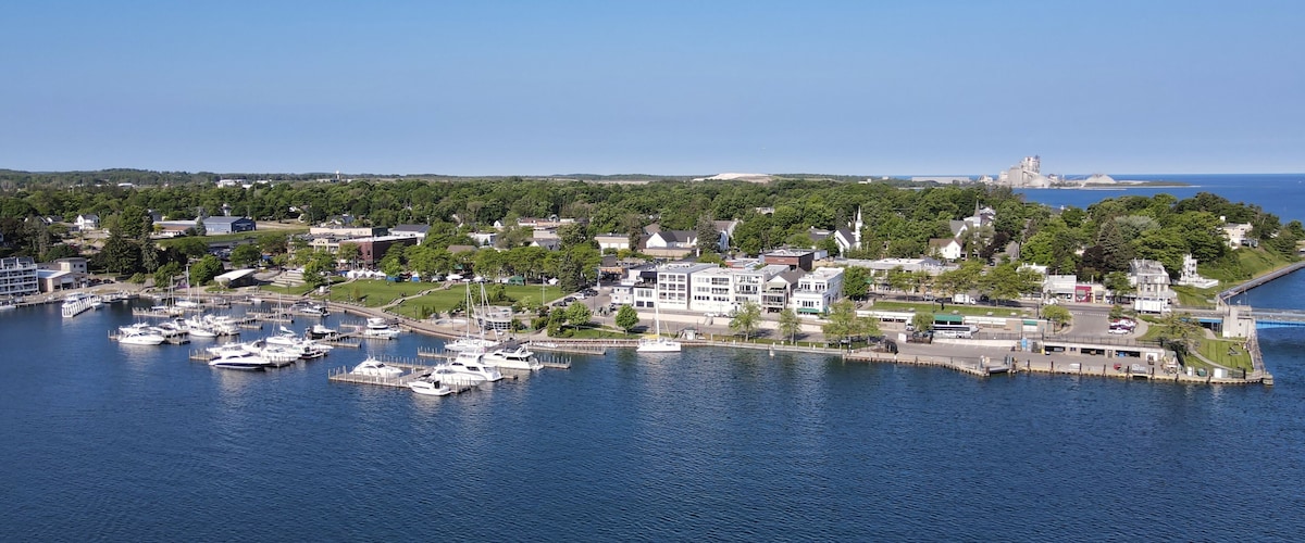 Edgewater Inn #108 Waterfront Access in Charlevoix, MI