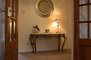 entrance hallway on upper floor