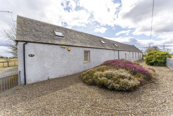 A deceptively large 3 bedroom  barn conversion